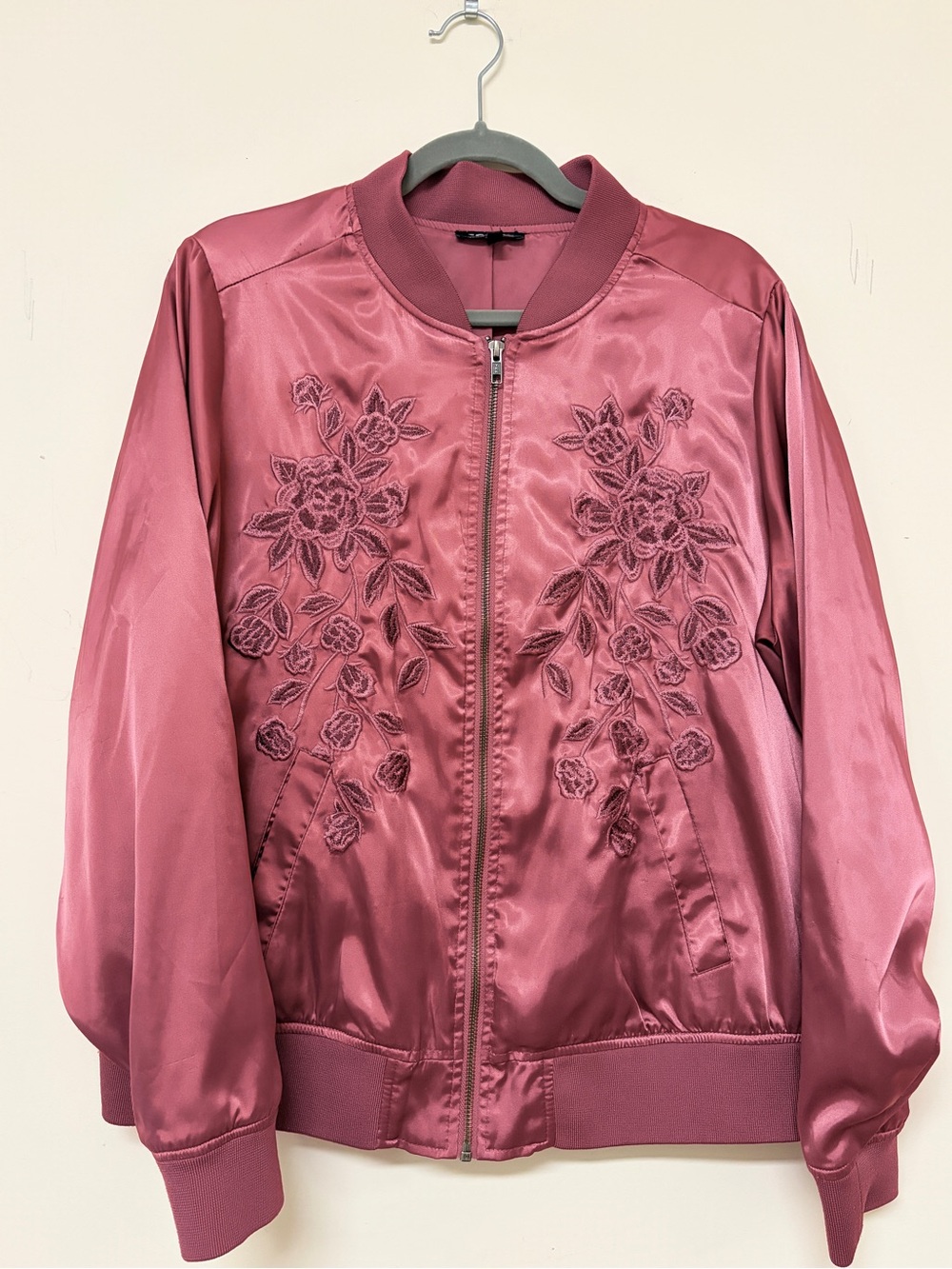 Torrid Satin Floral Embroidered Bomber Jacket Pink Mauve Size 1 (14/16)